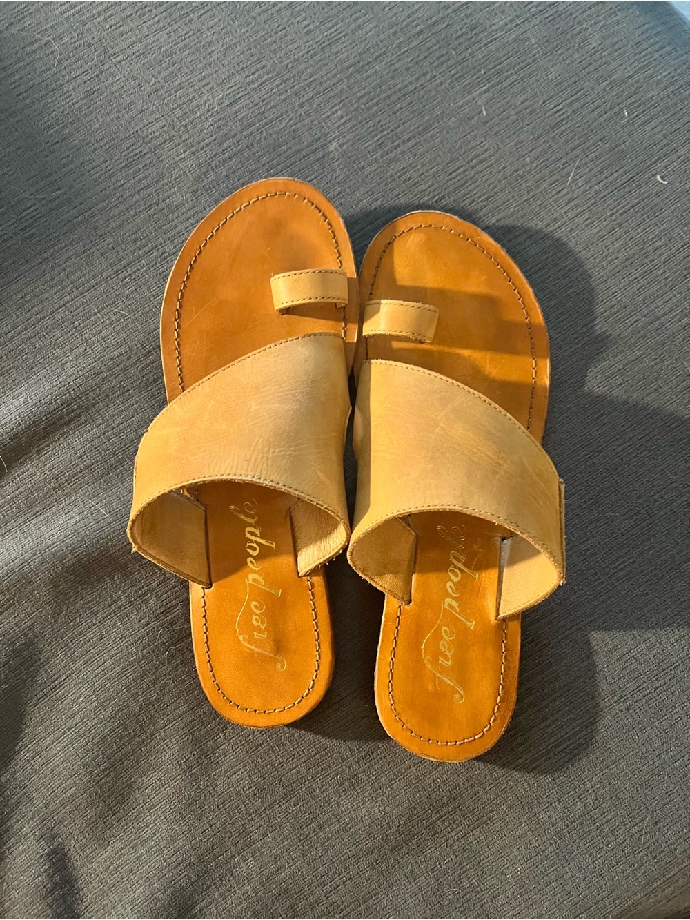 Free ppl sandals 7.5